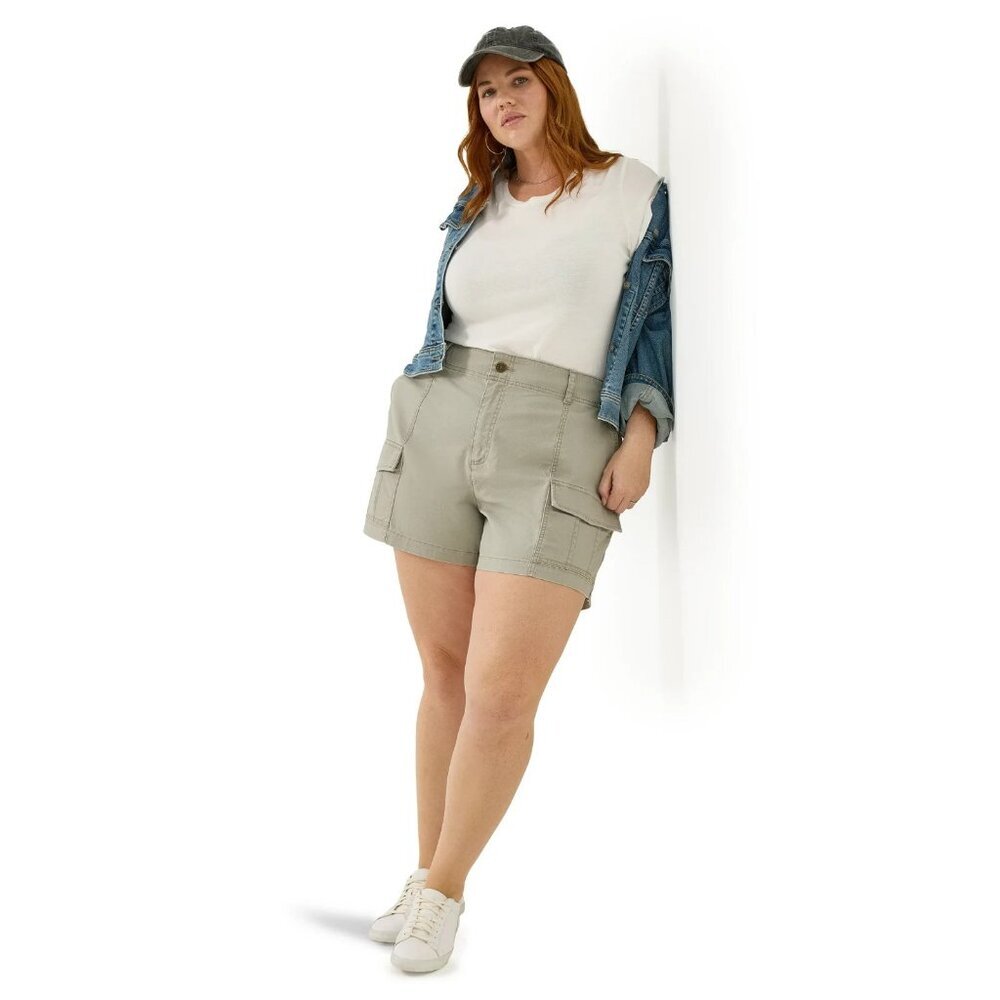 Lee Women's Plus Heritage High Rise Cargo Short, Size 24W, Loose Fit, Beige - Picture 3 of 6